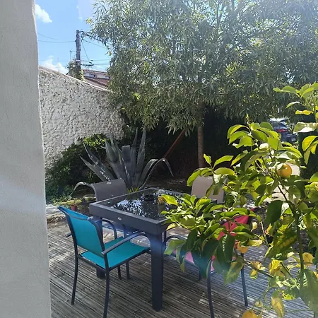Atypique Climatisée Avec Piscine Chauffée Royan